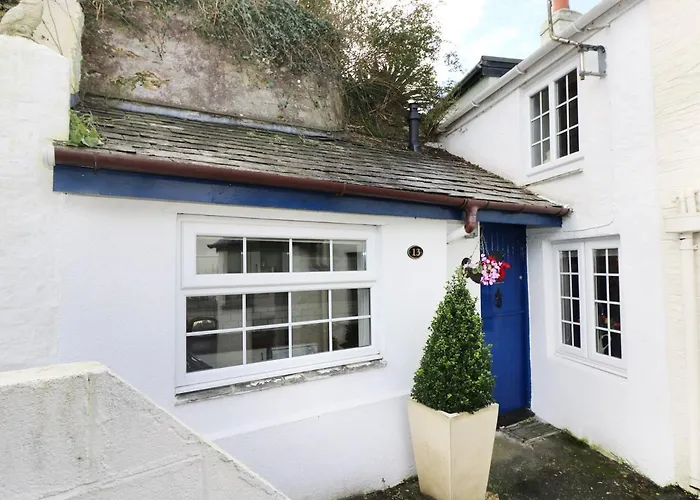 13 Castle Hill